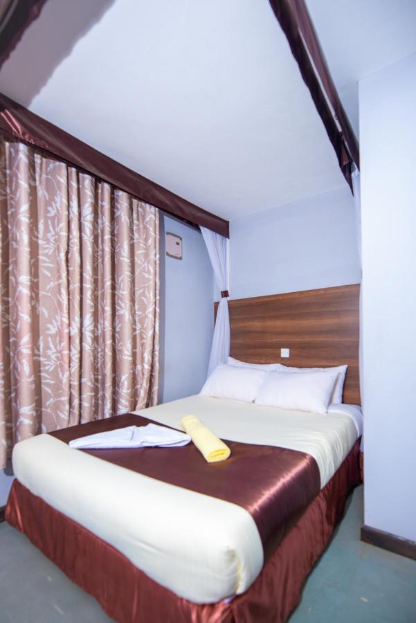 Kings Premier Inn Mlolongo ภายนอก รูปภาพ